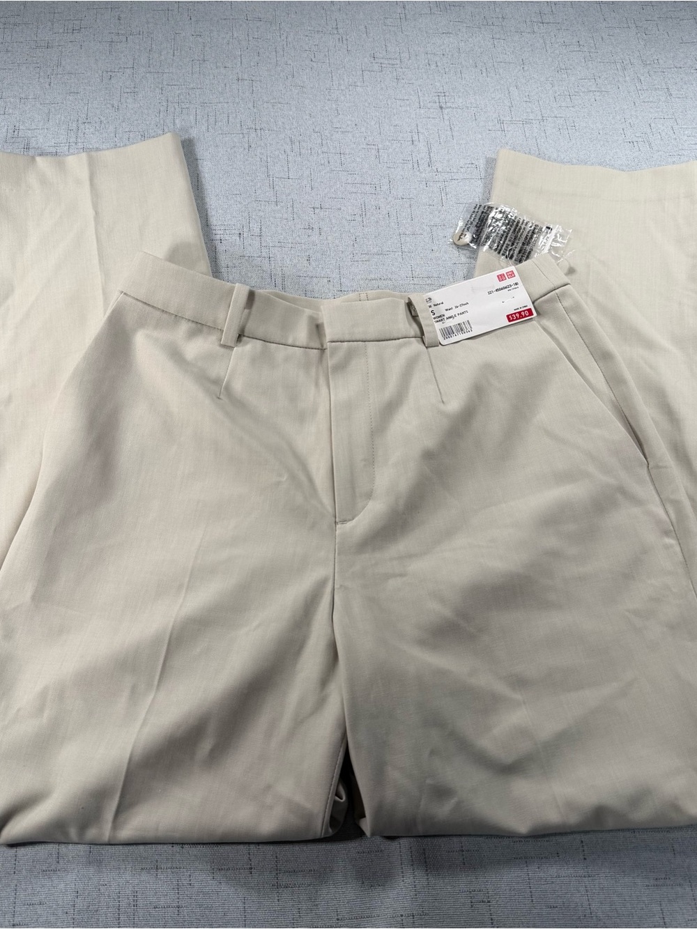 Women’s Cream Dress Pants - Uniqlo
